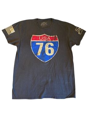 USA 76 Shield Graphic Tee in Navy